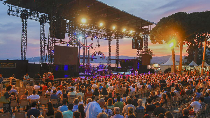 French Riviera - Côte d'Azur - Juan les pins - Jazz a Juan - plein air - événements - event - ville de Juan les pins - agence de communication